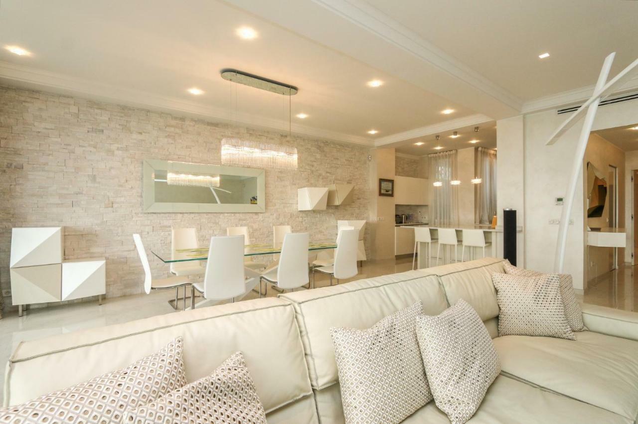 Seafront Modern Apartment Ница Екстериор снимка