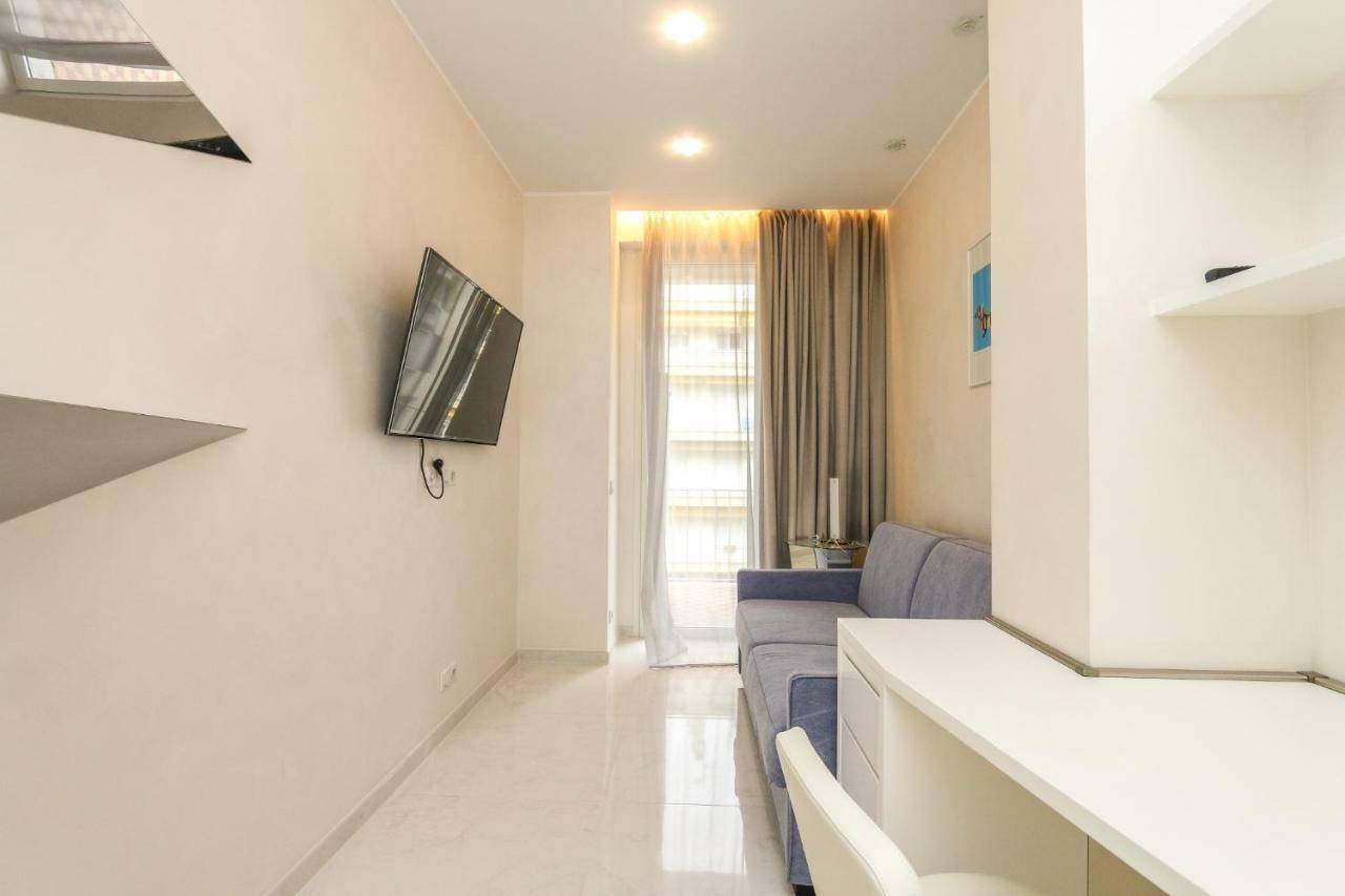 Seafront Modern Apartment Ница Екстериор снимка